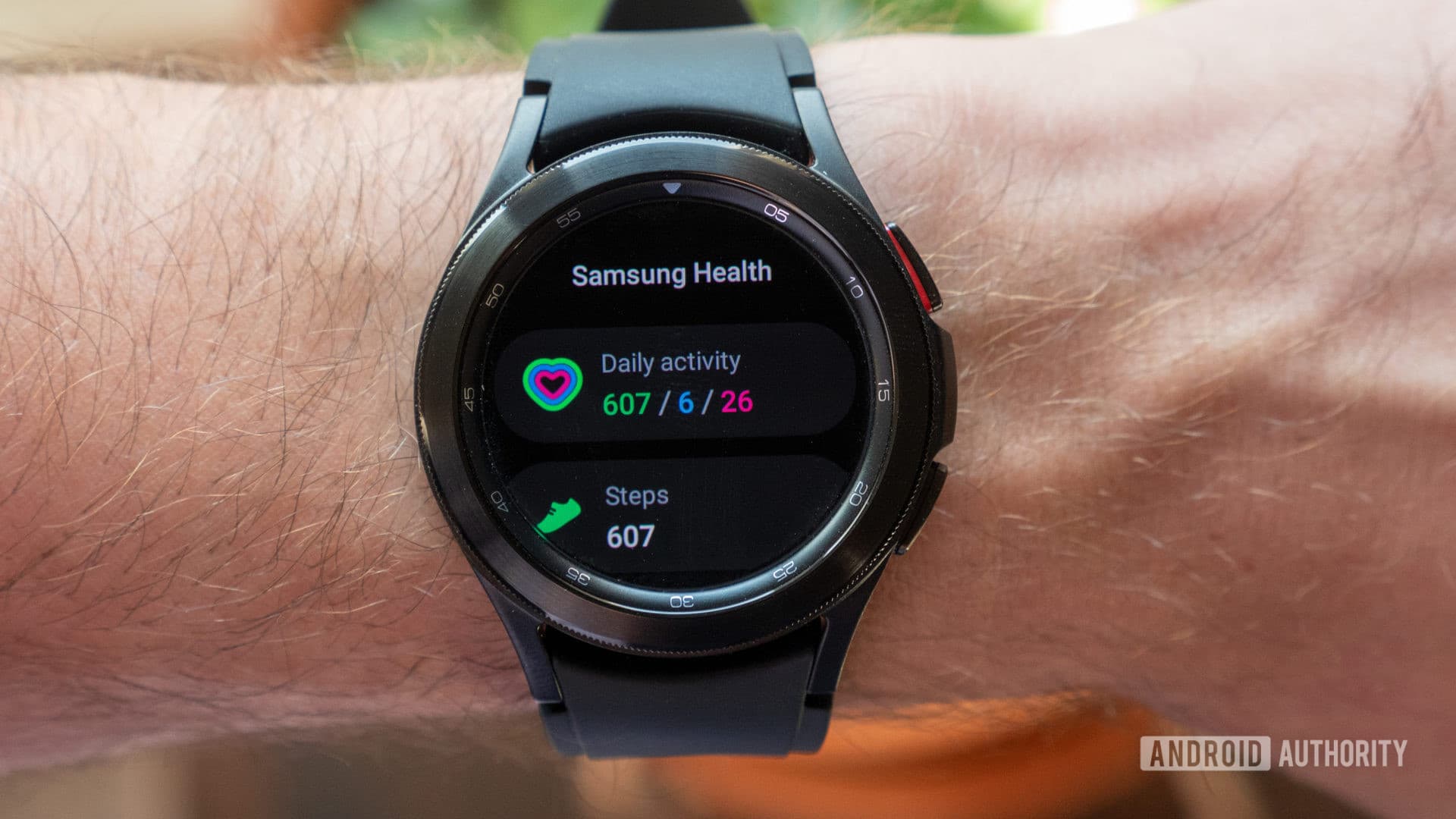 One UI 8 on the Galaxy Watch 4 Classic is turning a fan favorite into a frustrating mess